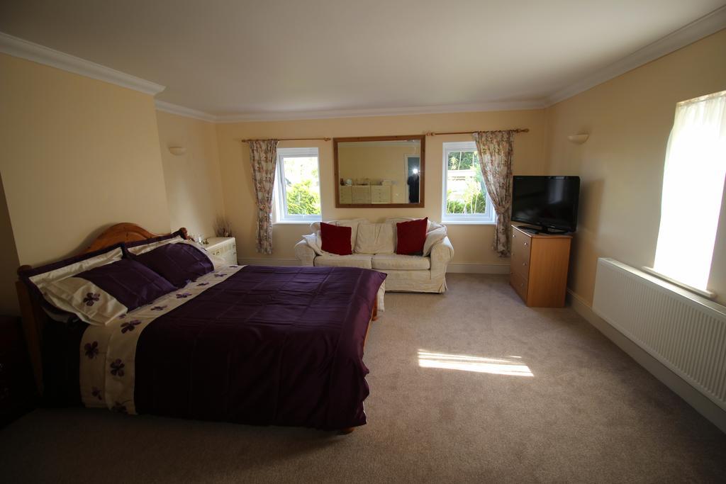 Bed and Breakfast Bryncoch Llannon Exterior foto