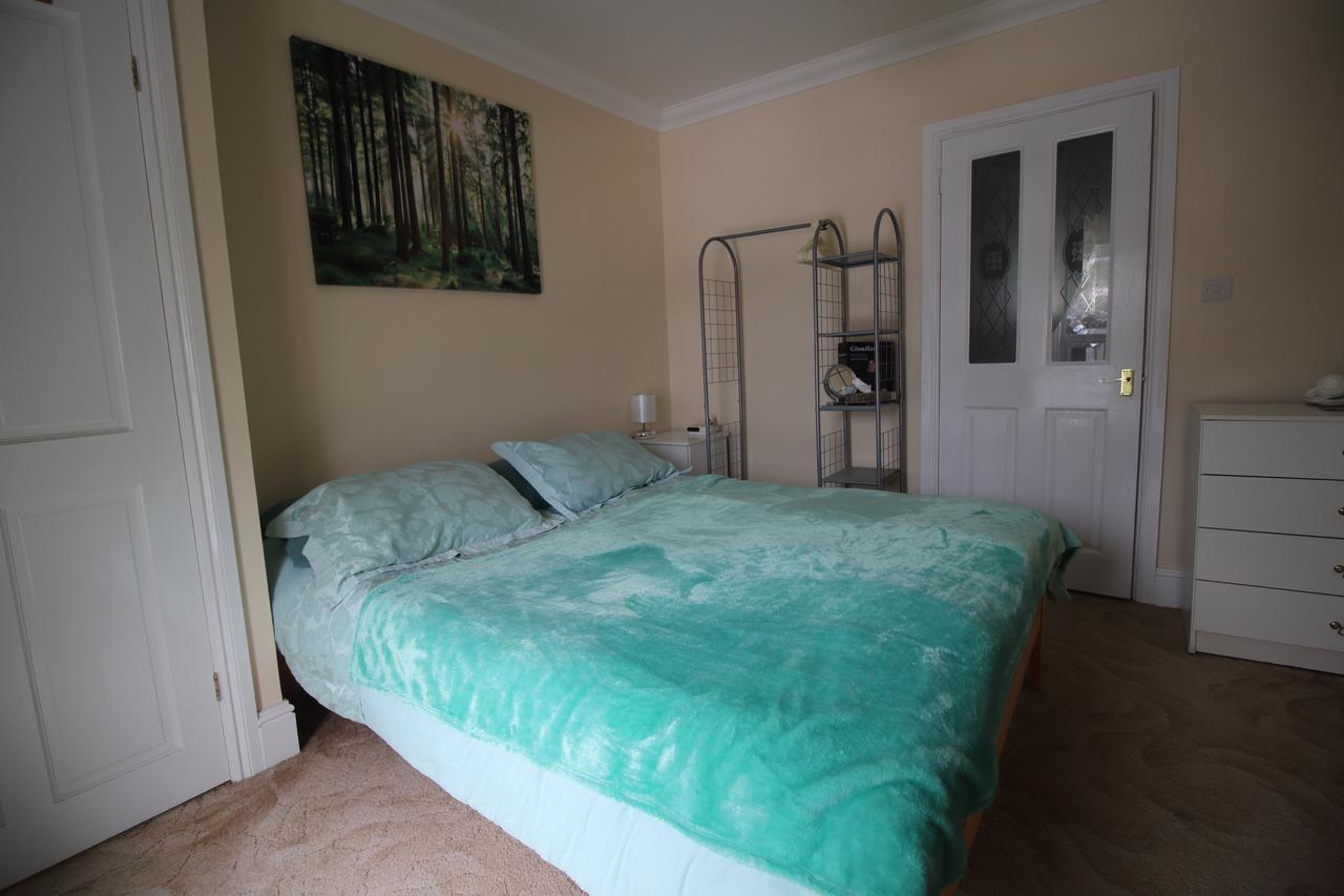 Bed and Breakfast Bryncoch Llannon Exterior foto